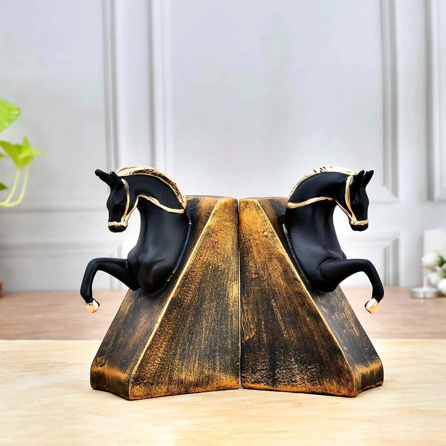 black-gold-horse-bookends-set.jpg